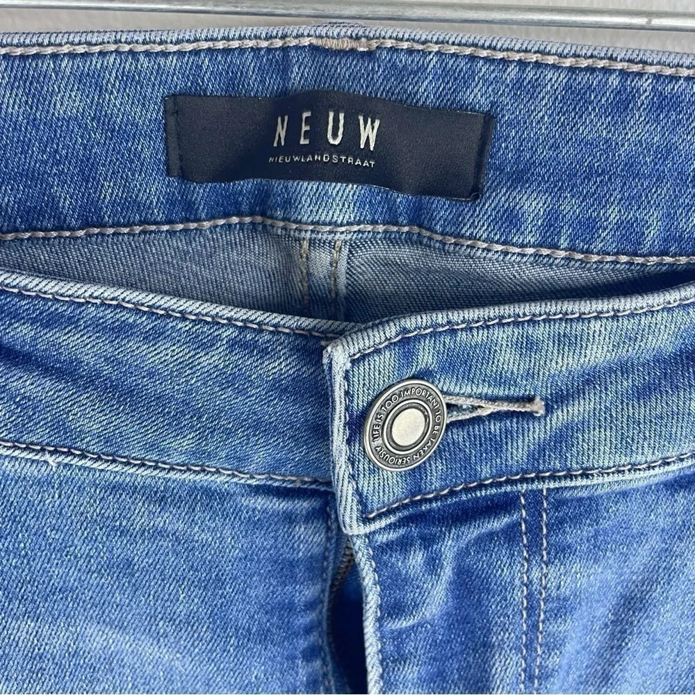 NEUW Barely Worn Men’s Destroyed Skinny Jeans Manufactured HolesTears Size 32 32